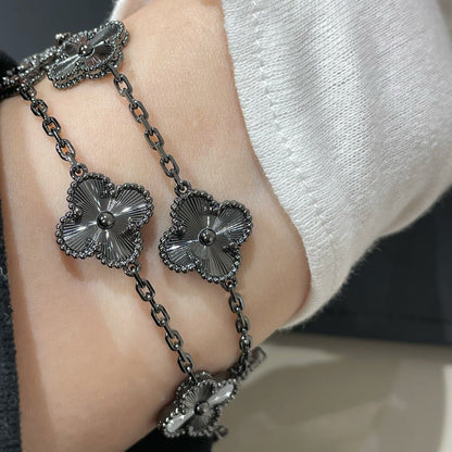 [Raffine]CLOVER 5 MOTIV SCHWARZES ARMBAND 