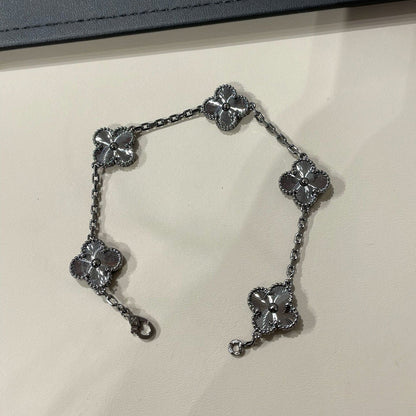[Raffine]CLOVER 5 MOTIV SCHWARZES ARMBAND 