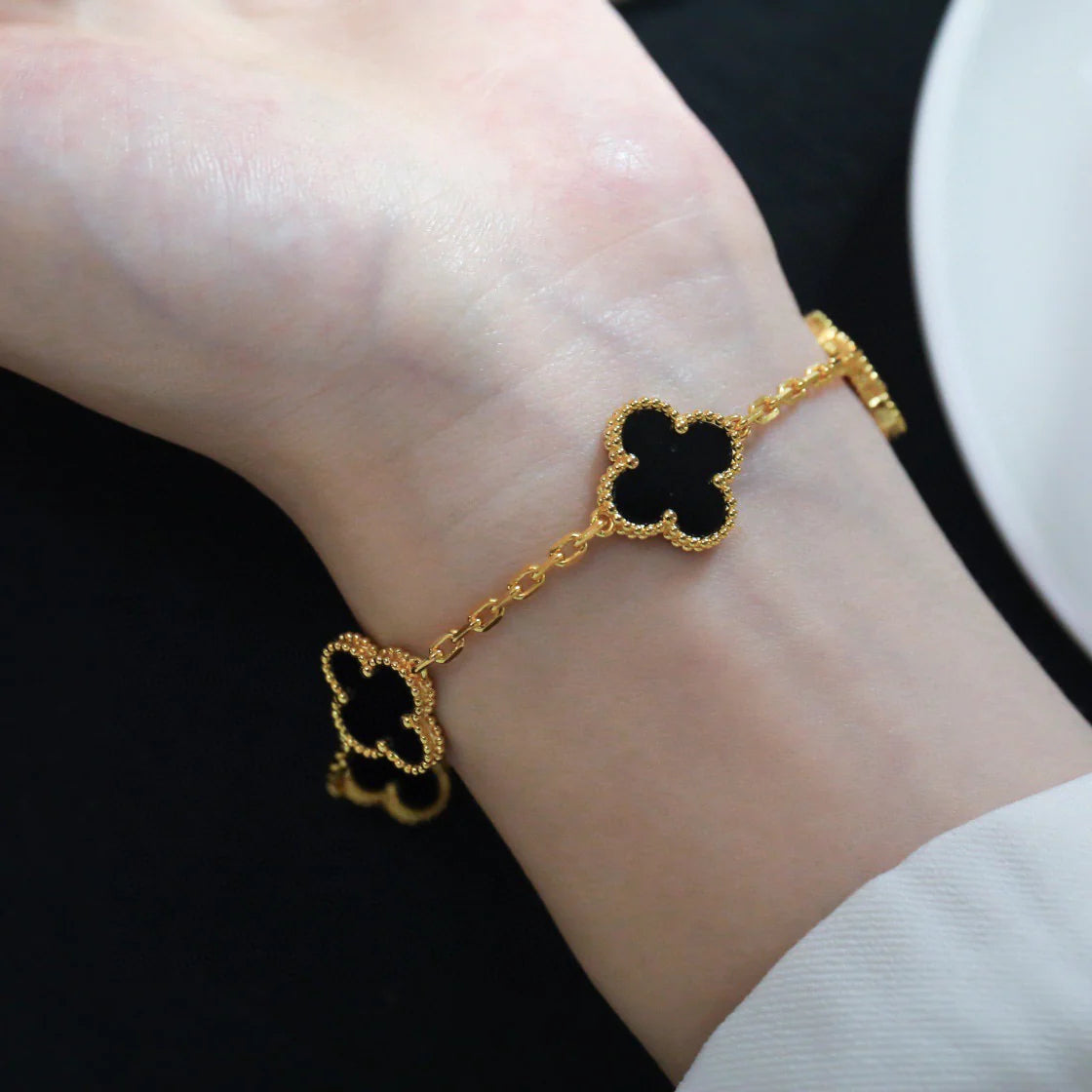 [Raffine] CLOVER 5 MOTIV ONYX-ARMBANDKOLLEKTION