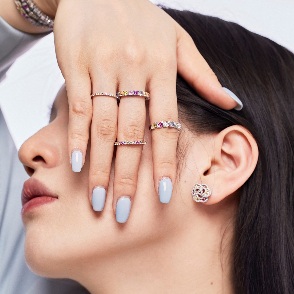 [Raffine] Anillo diario delicado con corte esmeralda vibrante