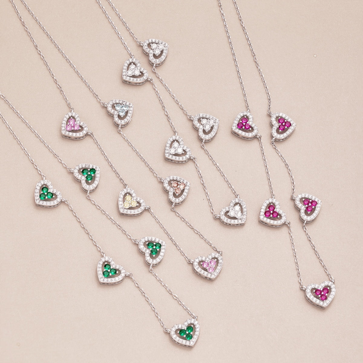 [Raffine]Sparkling Five Heart Necklace