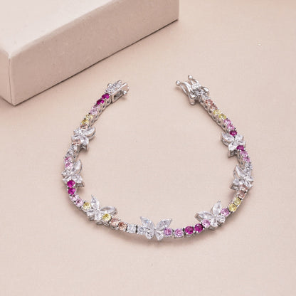 [Raffine] Pulsera diaria con corte redondo y forma de mariposa colorida y ornamentada