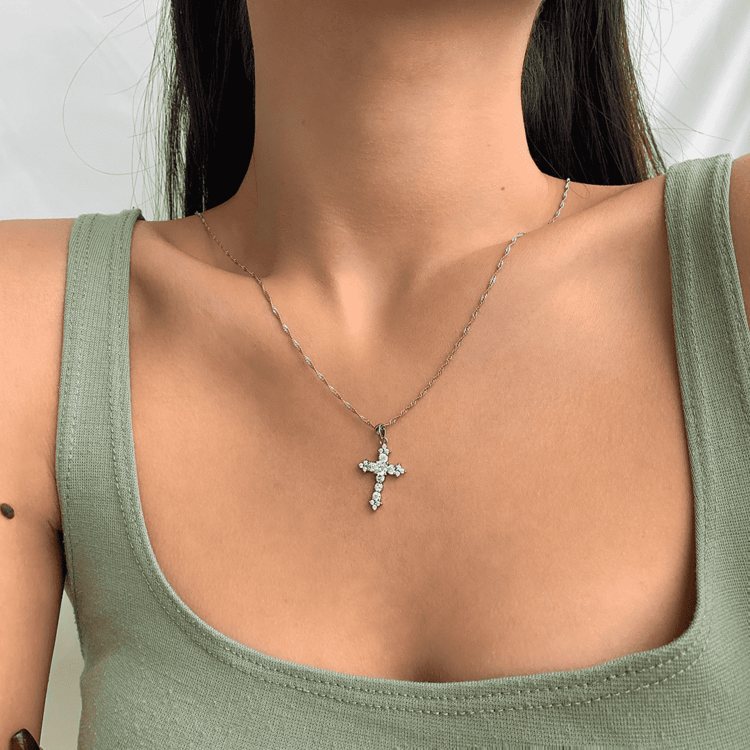 [Raffine]Delicate Cross Shape Necklace