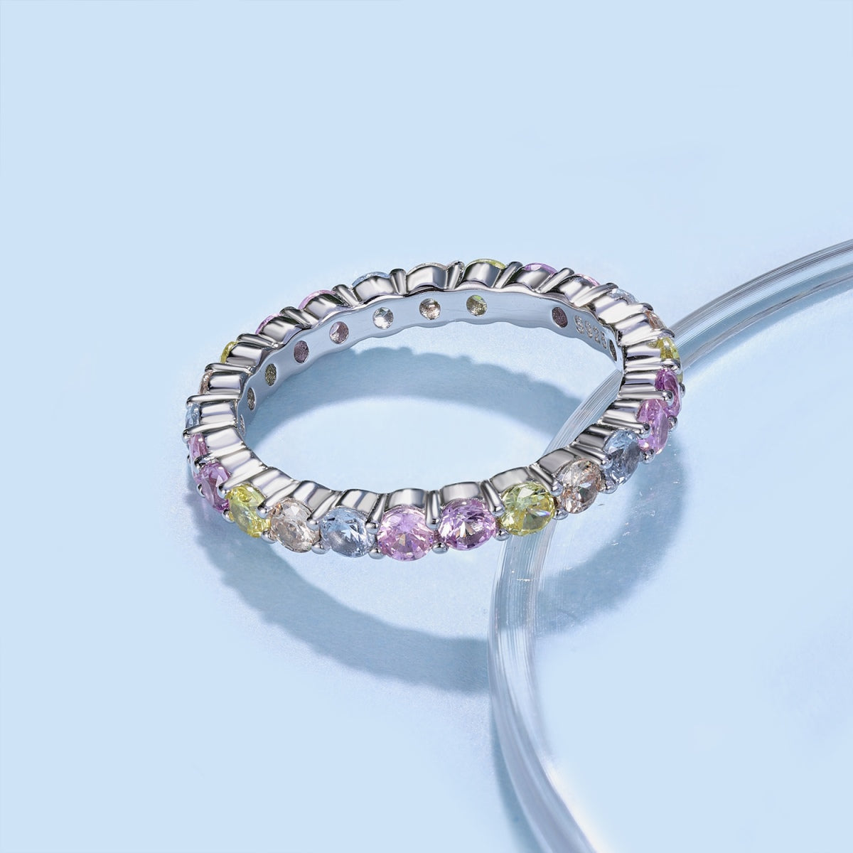 [Raffine] Anillo de fiesta de corte redondo resplandeciente y deslumbrante