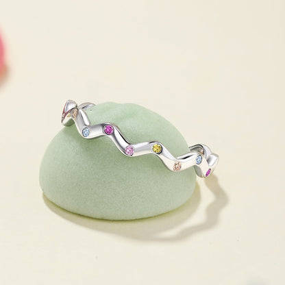 [Raffine] Anillo diario adornado con corte redondo vibrante