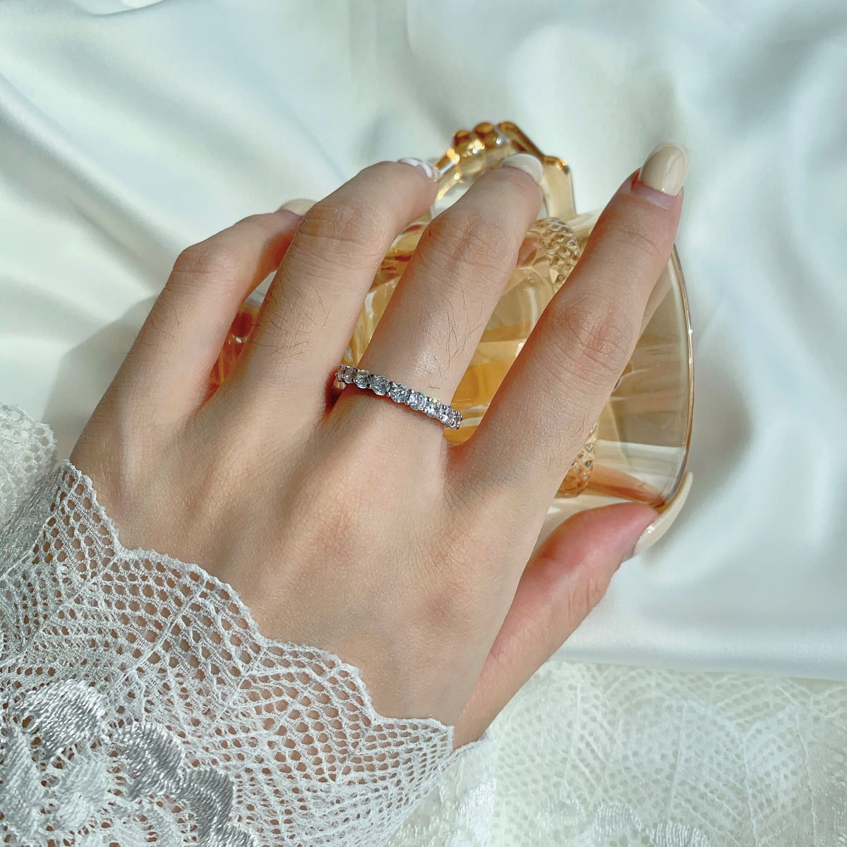 [Raffine] Anillo de tenis de corte redondo brillante