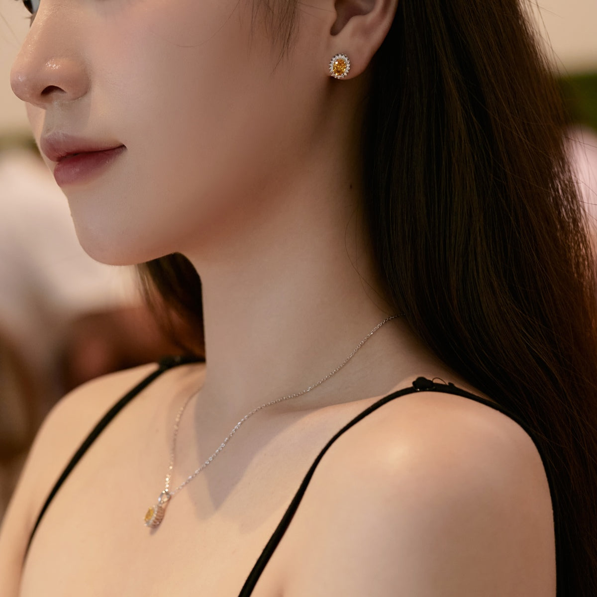 [Raffine]Delicate Radiant Oval Cut Daily Earrings