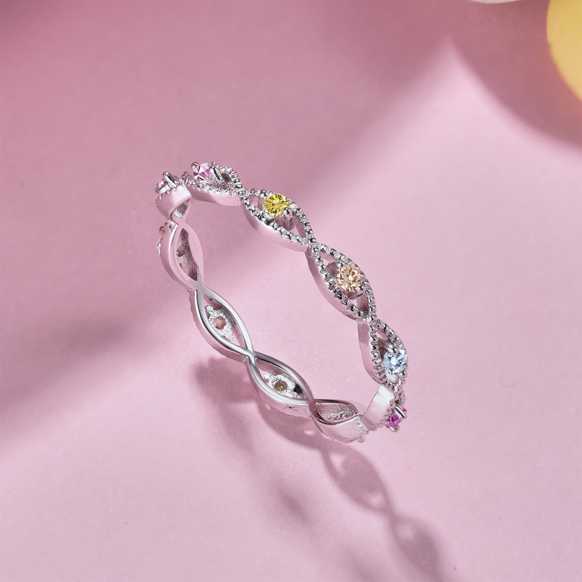 [Raffine] Anillo diario elegante y energético de corte redondo