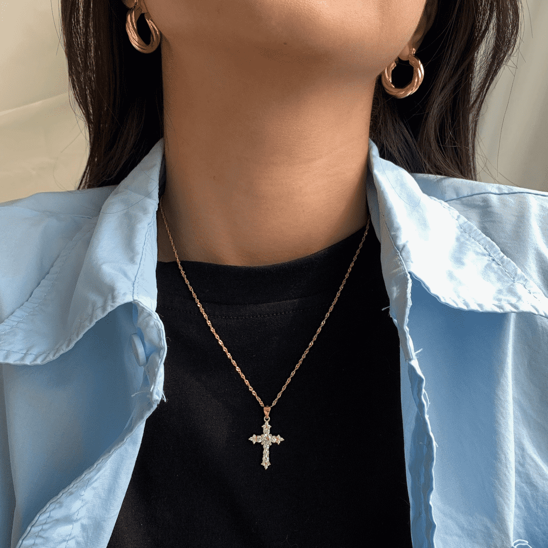 [Raffine]Delicate Cross Shape Necklace