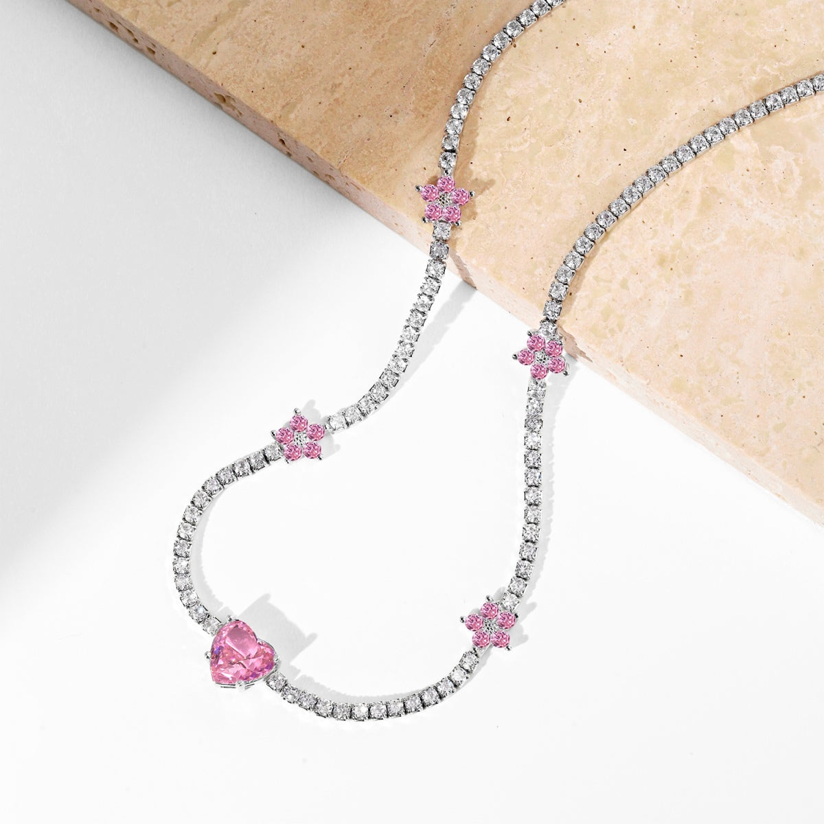 [Raffine]Dazzling Pink Heart Flower Necklace