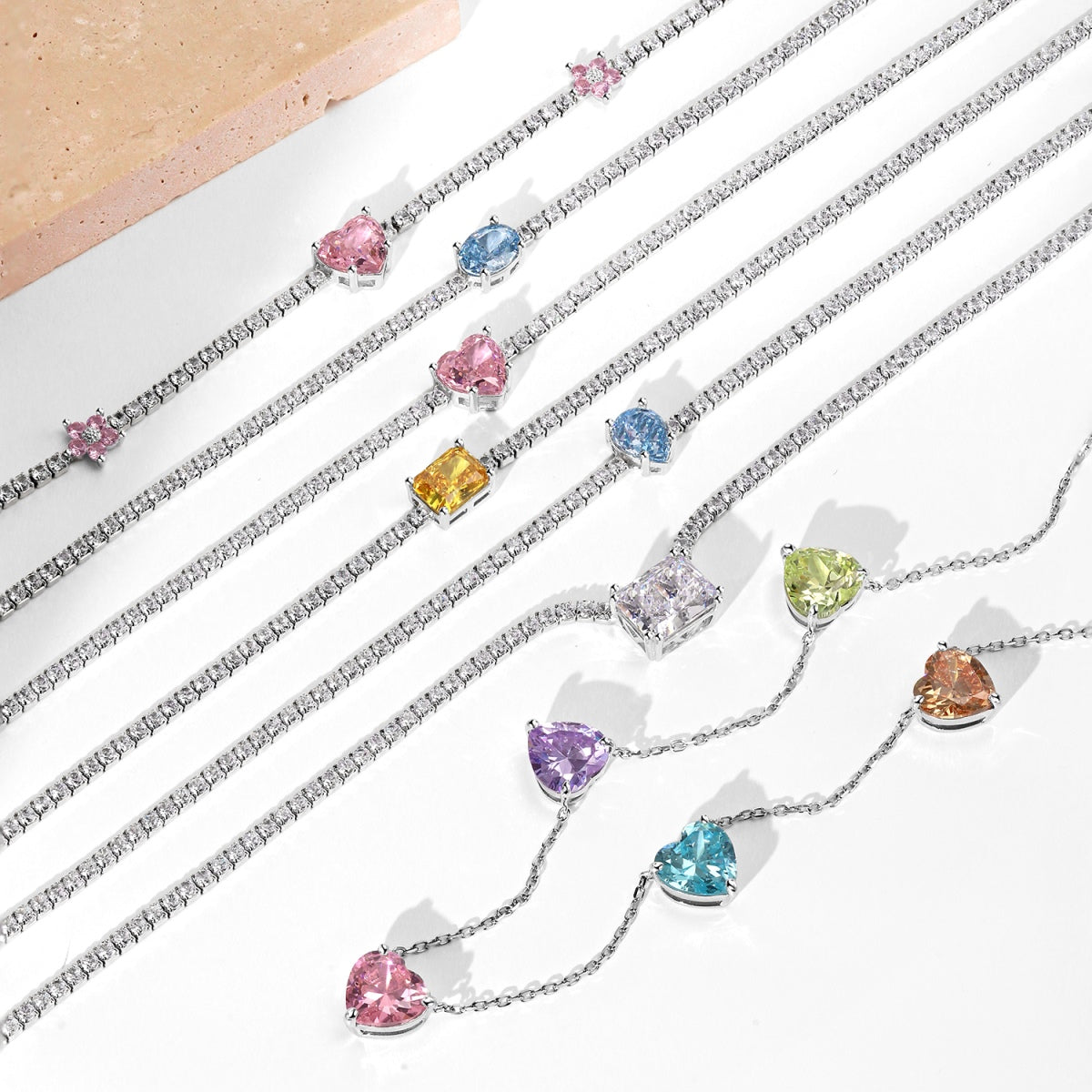 [Raffine]Dazzling Pink Heart Flower Necklace