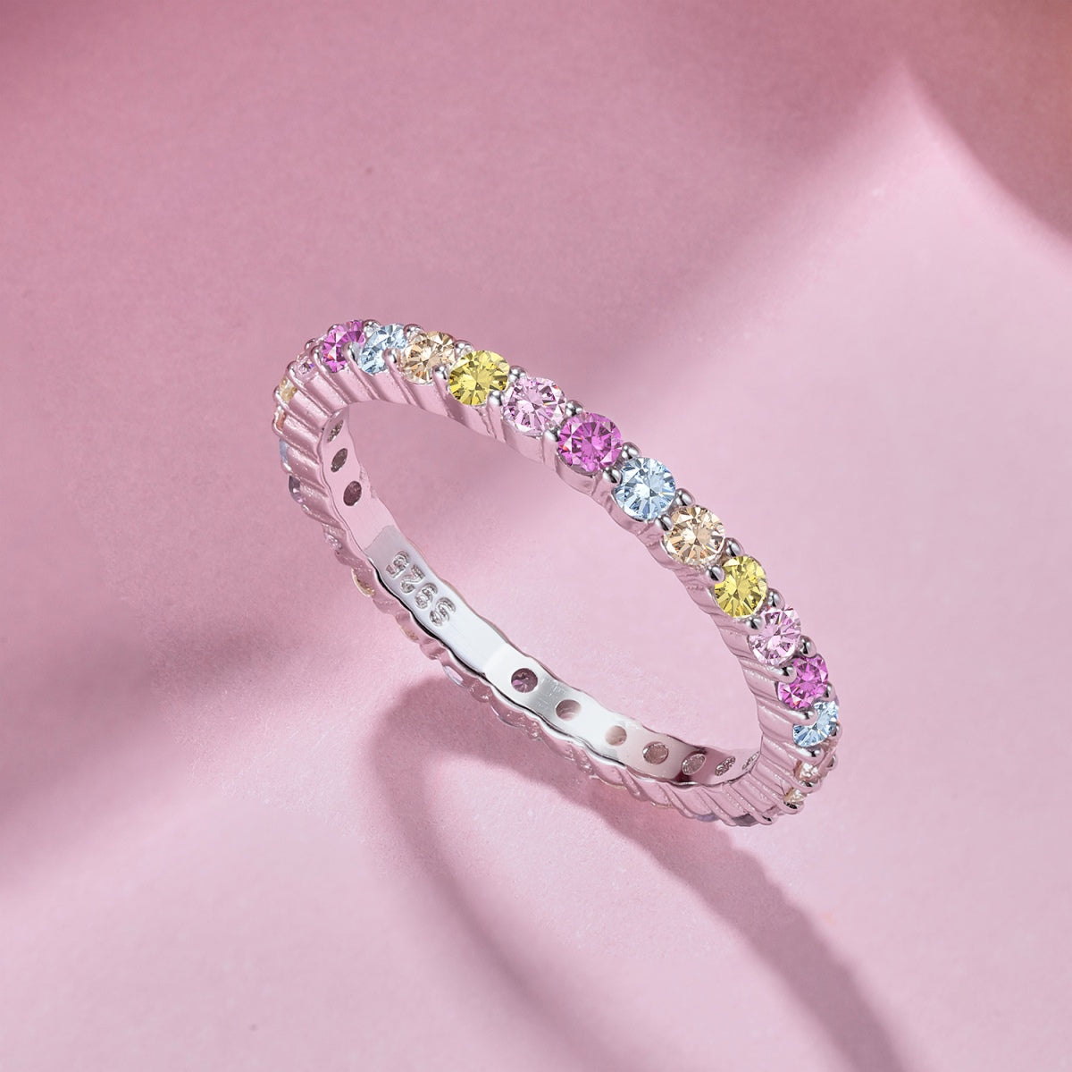 [Raffine] Elegante anillo diario de corte redondo intenso