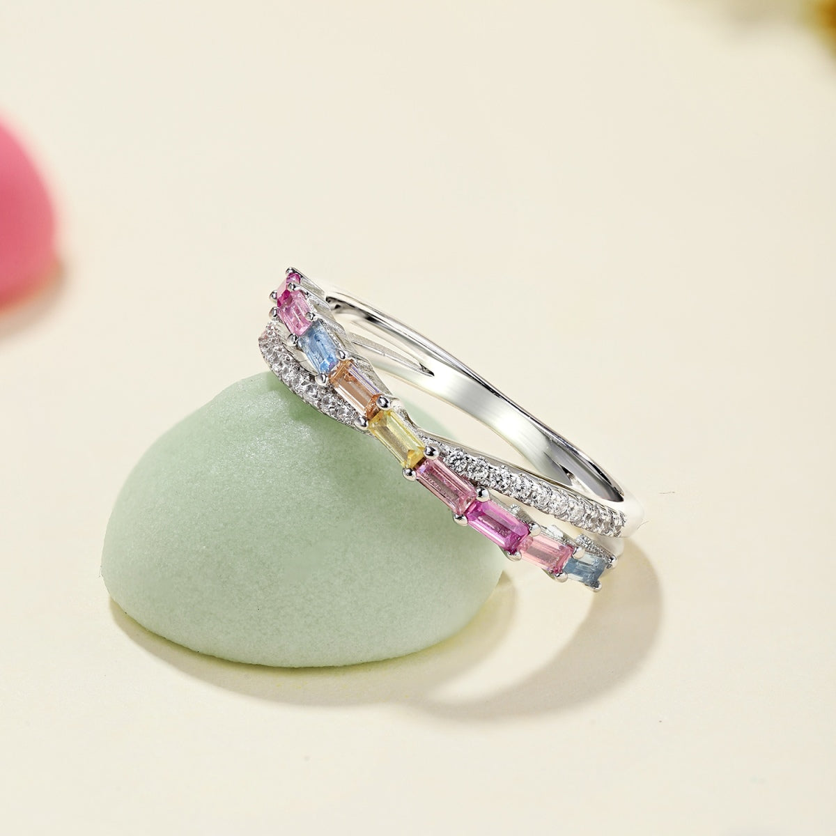 [Raffine] Anillo de fiesta elegante y energético con corte radiante