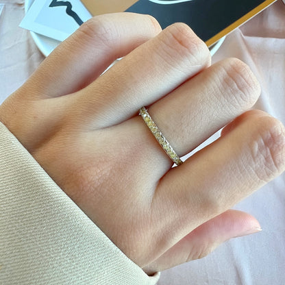 [Raffine] Anillo diario delicado y brillante de corte redondo