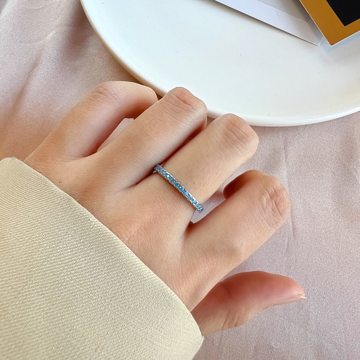 [Raffine] Anillo diario delicado y brillante de corte redondo