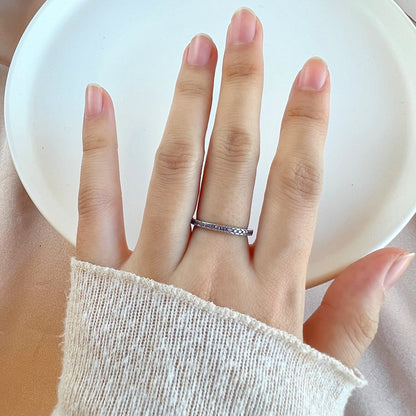 [Raffine] Anillo diario delicado y brillante de corte redondo