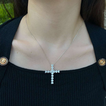 [Raffine]Radiant Cross Shape Necklace