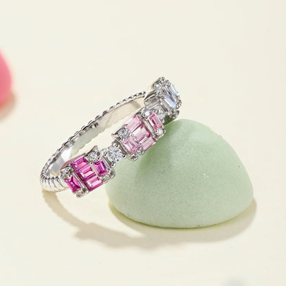 [Raffine] Anillo de fiesta único y colorido con corte esmeralda