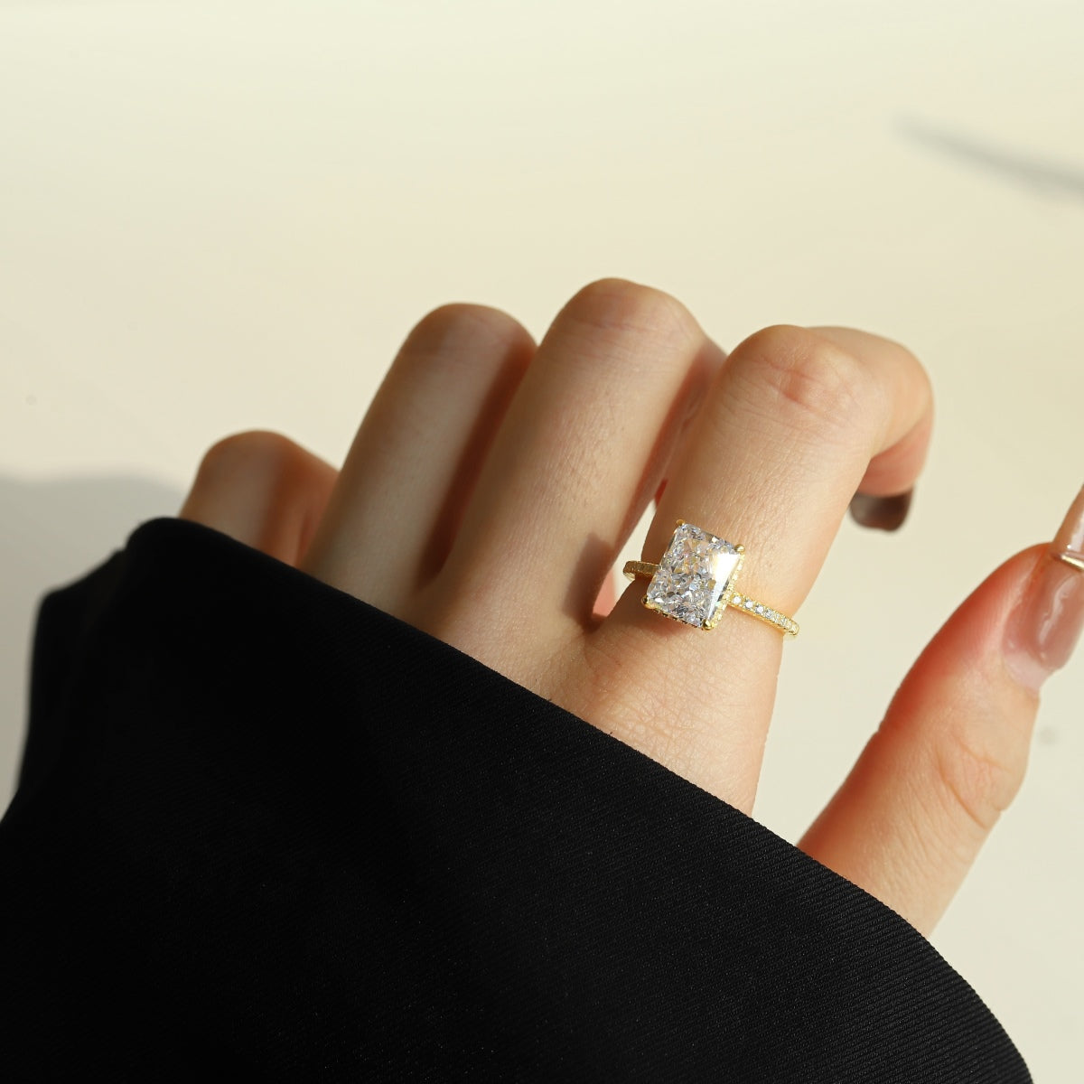 [Raffine] Anillo de compromiso de lujo de 4,0 quilates