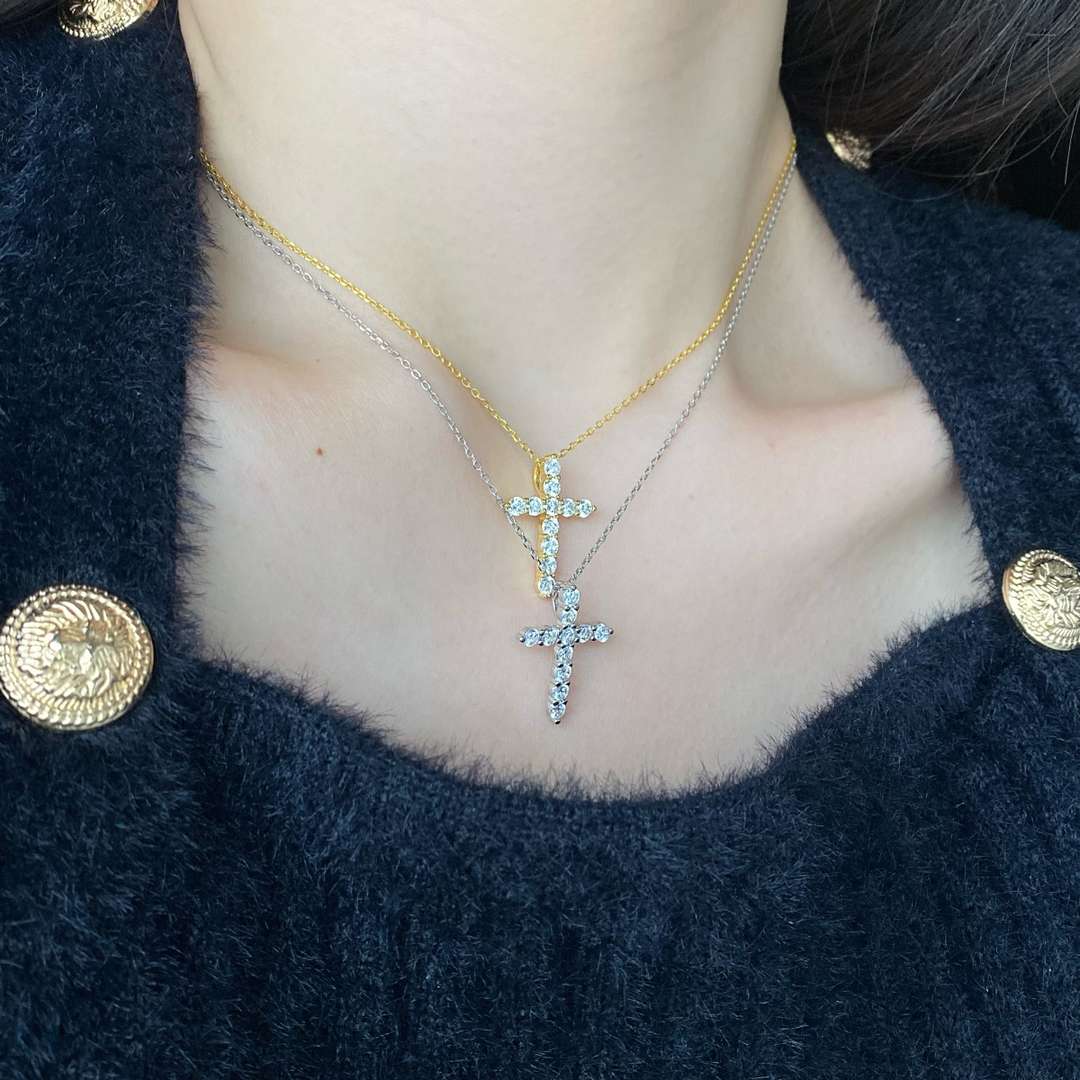 [Raffine]Unique Cross Shape Necklace