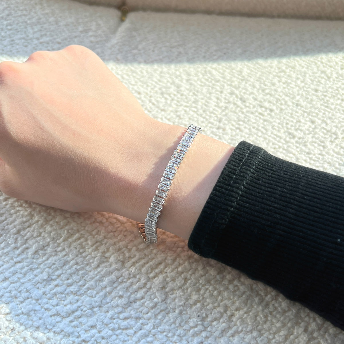 [Raffine] Exquisita pulsera diaria de corte esmeralda