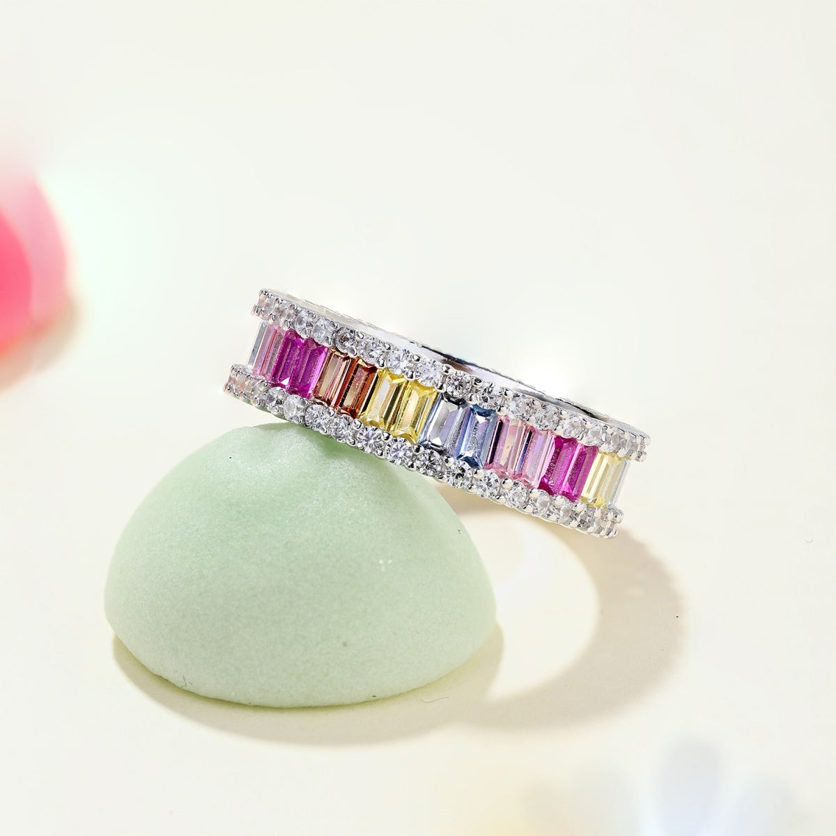 [Raffine] Anillo diario delicado con corte esmeralda caleidoscópico