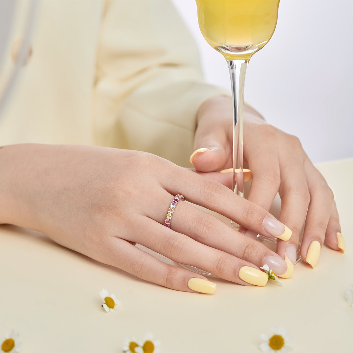 [Raffine] Anillo de tenis de corte redondo deslumbrante y brillante