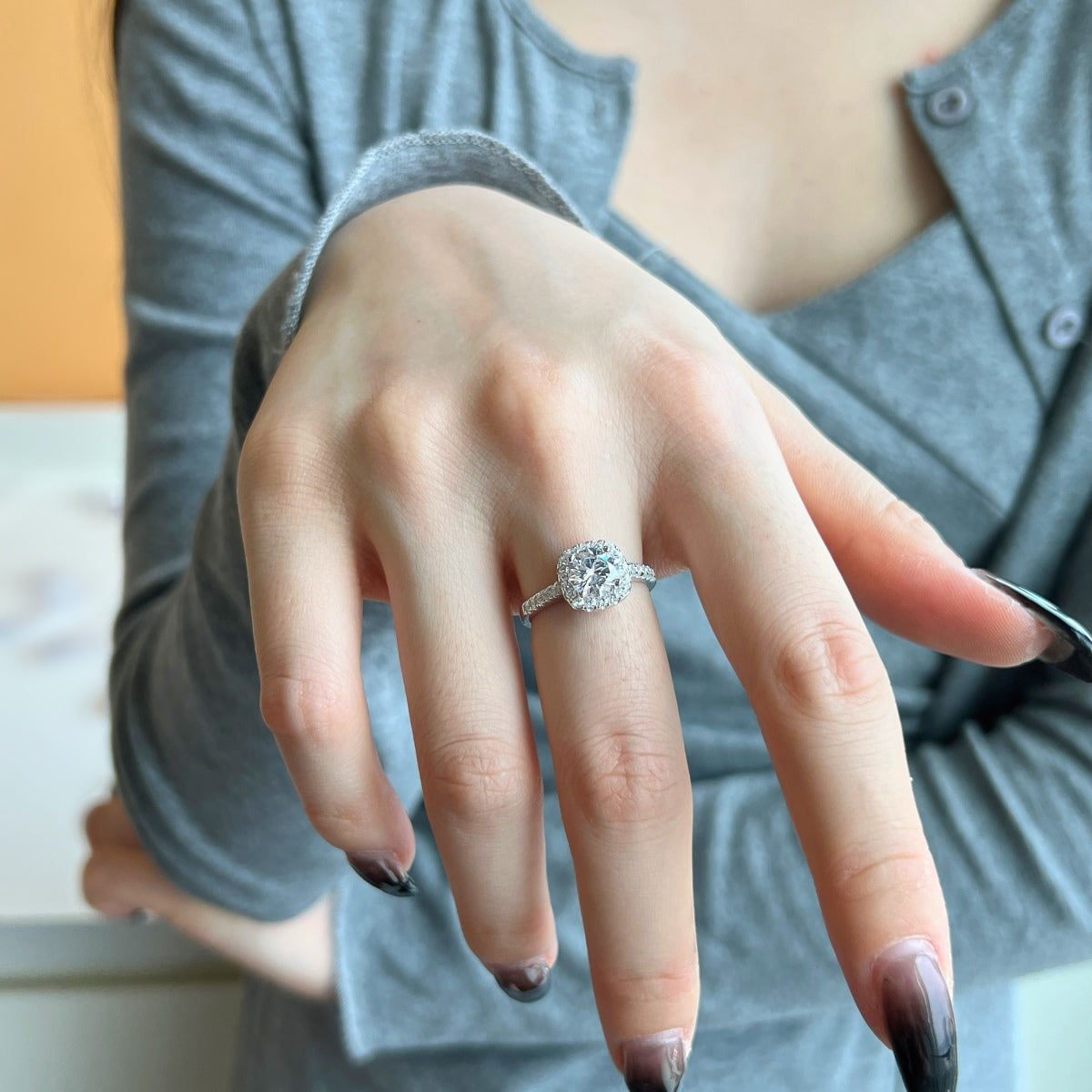 [Raffine] Anillo de bodas de corte redondo resplandeciente y deslumbrante