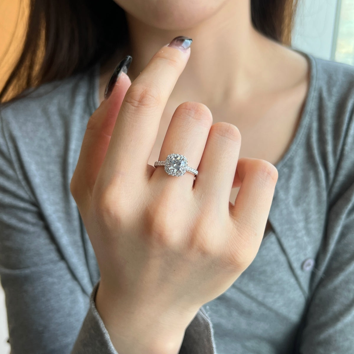 [Raffine] Anillo de bodas de corte redondo resplandeciente y deslumbrante