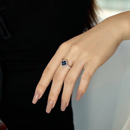 [Raffine] Anillo con diseño de flor de trébol de cuatro hojas