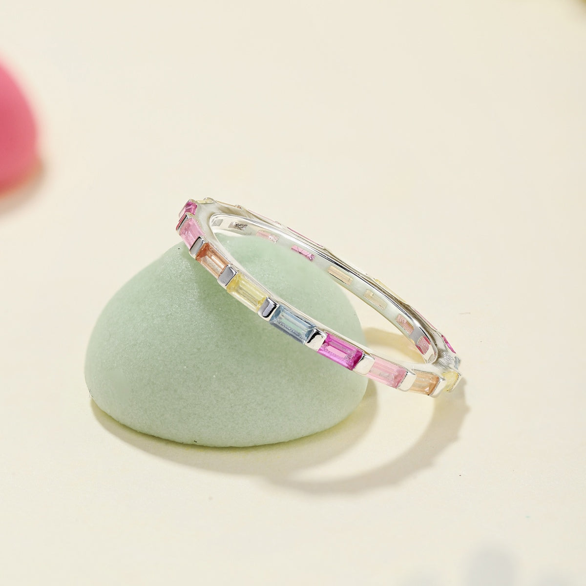 [Raffine] Exquisito anillo diario con corte esmeralda multicolor