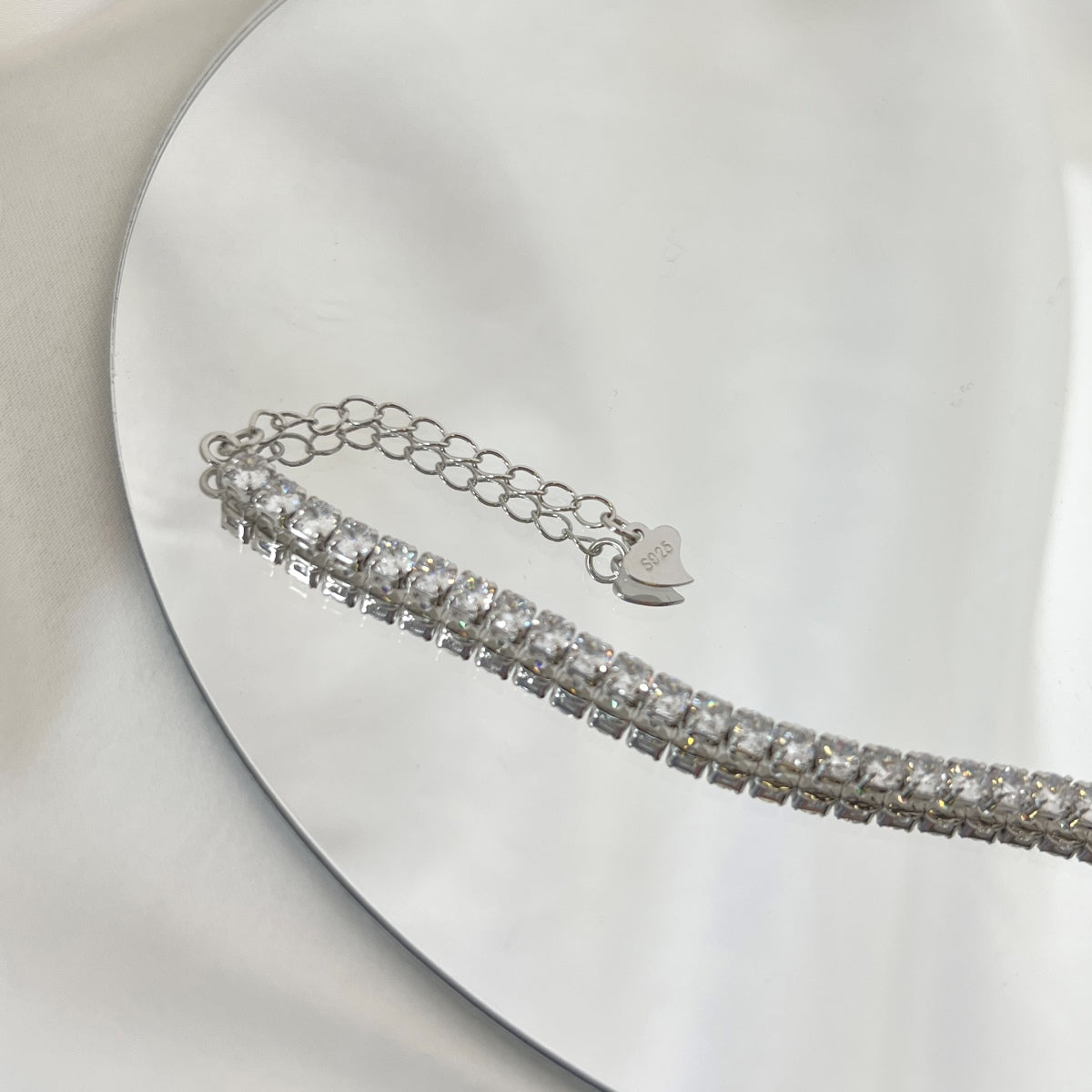 [Raffine] Pulsera diaria con corte redondo brillante