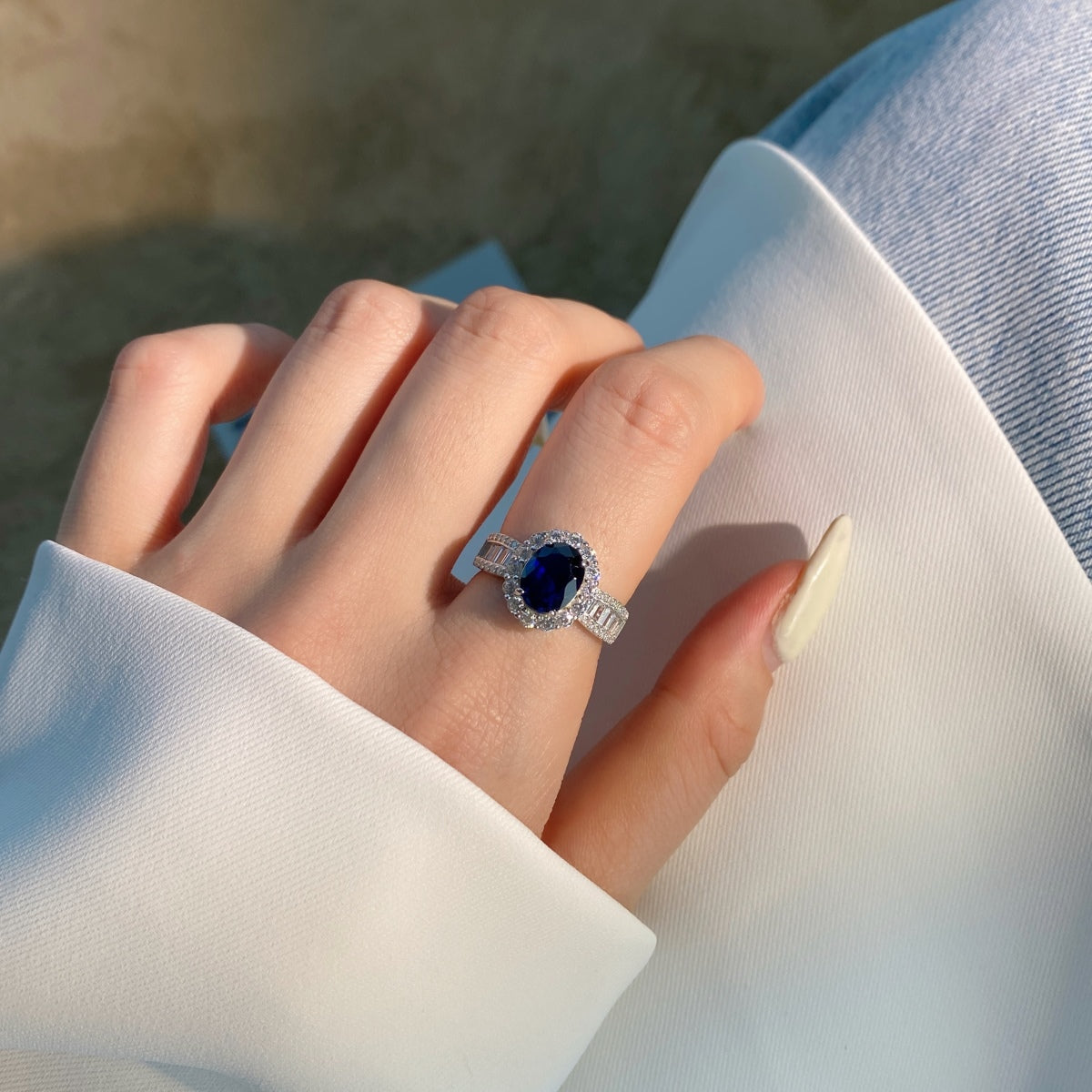 [Raffine] Anillo de banquete de corte ovalado deslumbrante y encantador de 1,5 quilates