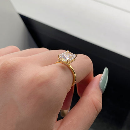 [Raffine] Anillo de banquete de 4,0 quilates con corte radiante y ornamentado