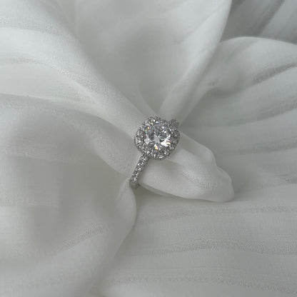[Raffine] Anillo de bodas de corte redondo resplandeciente y deslumbrante