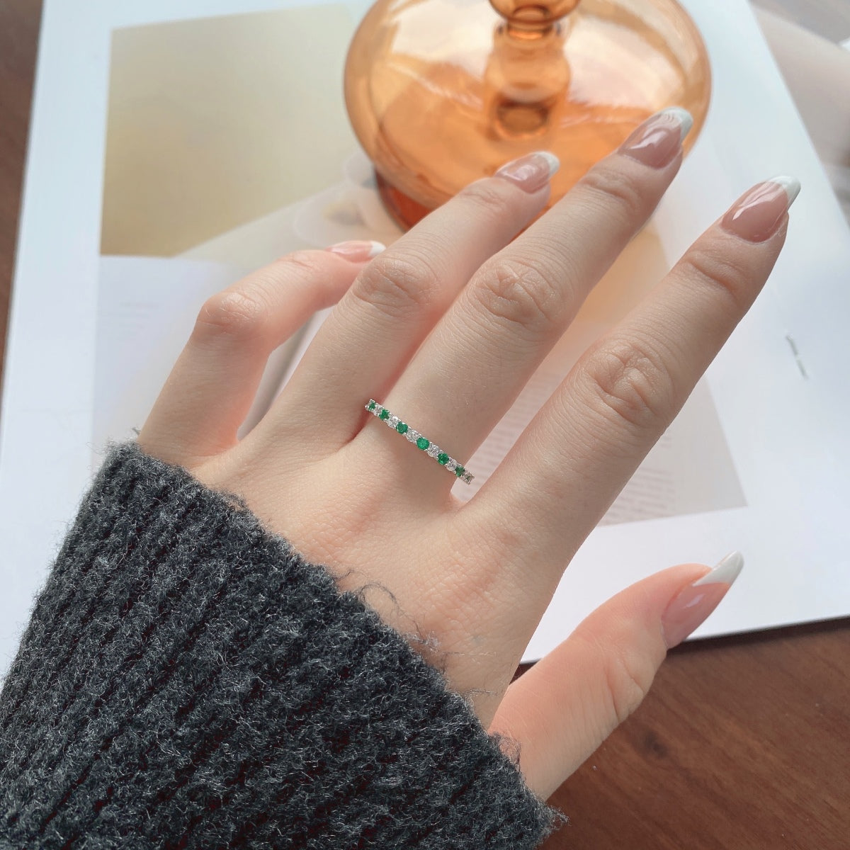 [Raffine] Exquisito anillo de tenis de corte redondo colorido