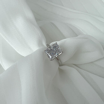 [Raffine] Anillo de banquete de 4,0 quilates con corte radiante y ornamentado