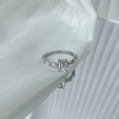 [Raffine] Anillo diario delicado y resplandeciente de corte radiante de 1.0 quilates