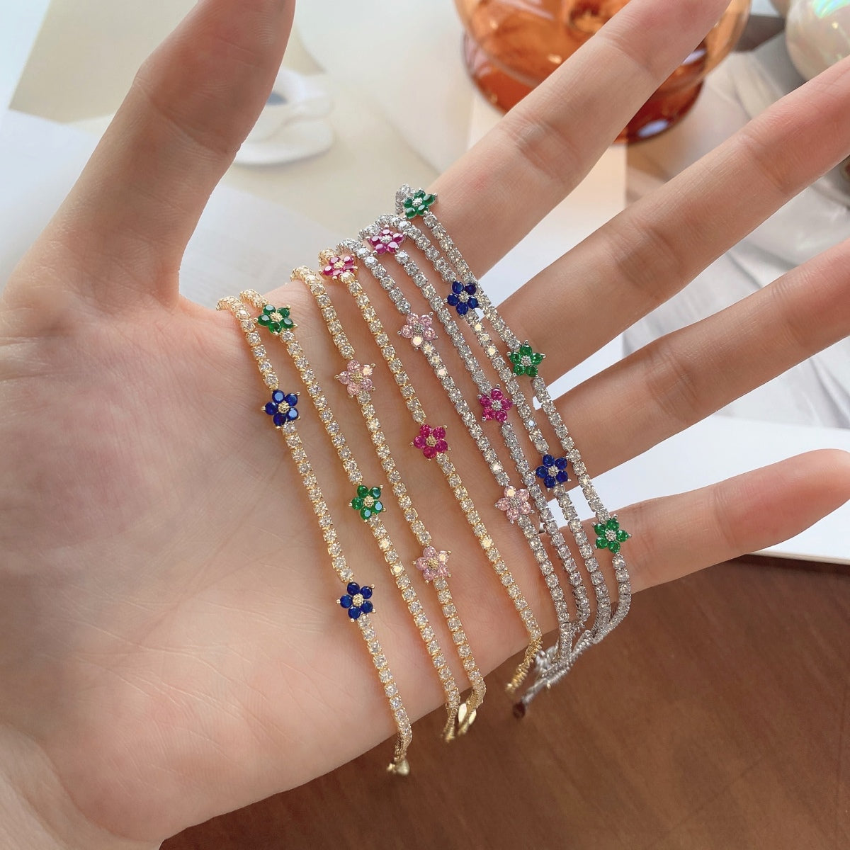 [Raffine] Pulsera de tenis con forma de flor brillante