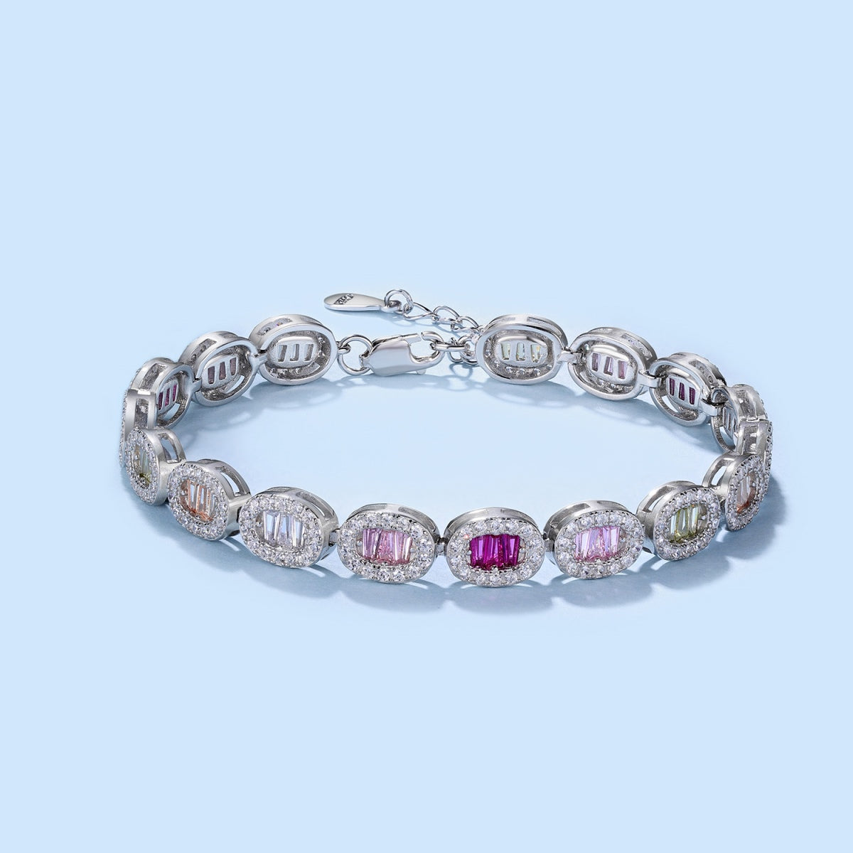 [Raffine] Exquisita pulsera diaria con corte esmeralda ornamentado