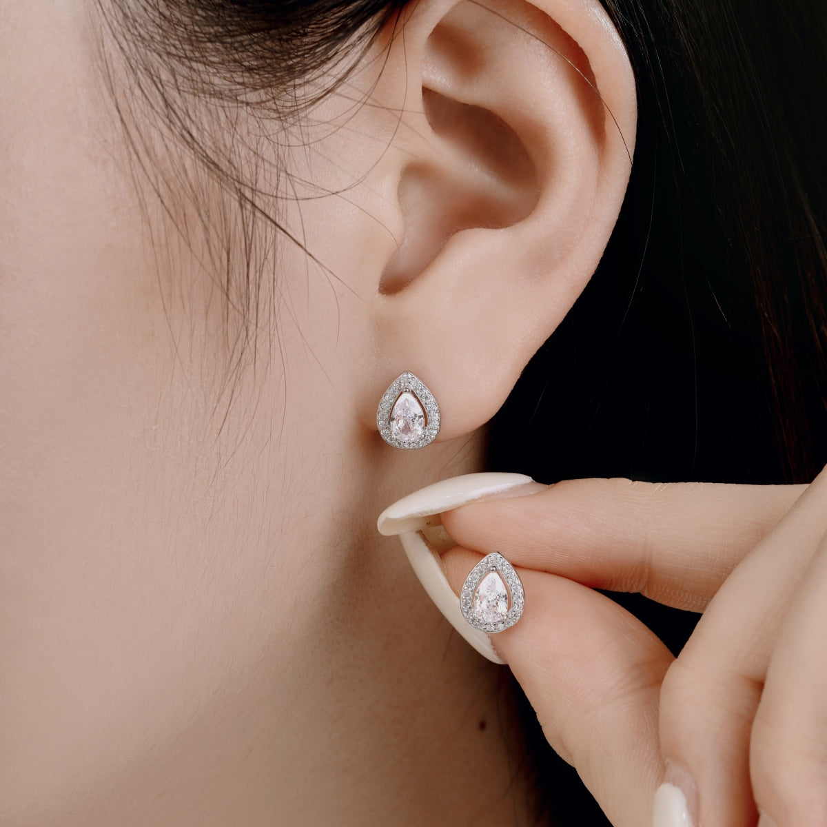 [Raffine]Luxurious Water Drop Shape Earrings