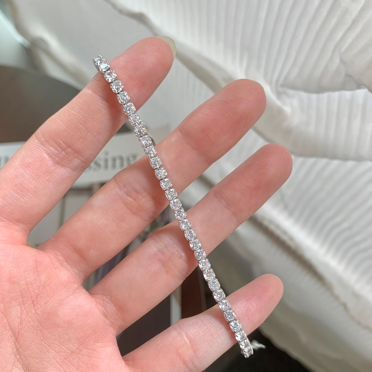[Raffine] Pulsera diaria con corte redondo brillante