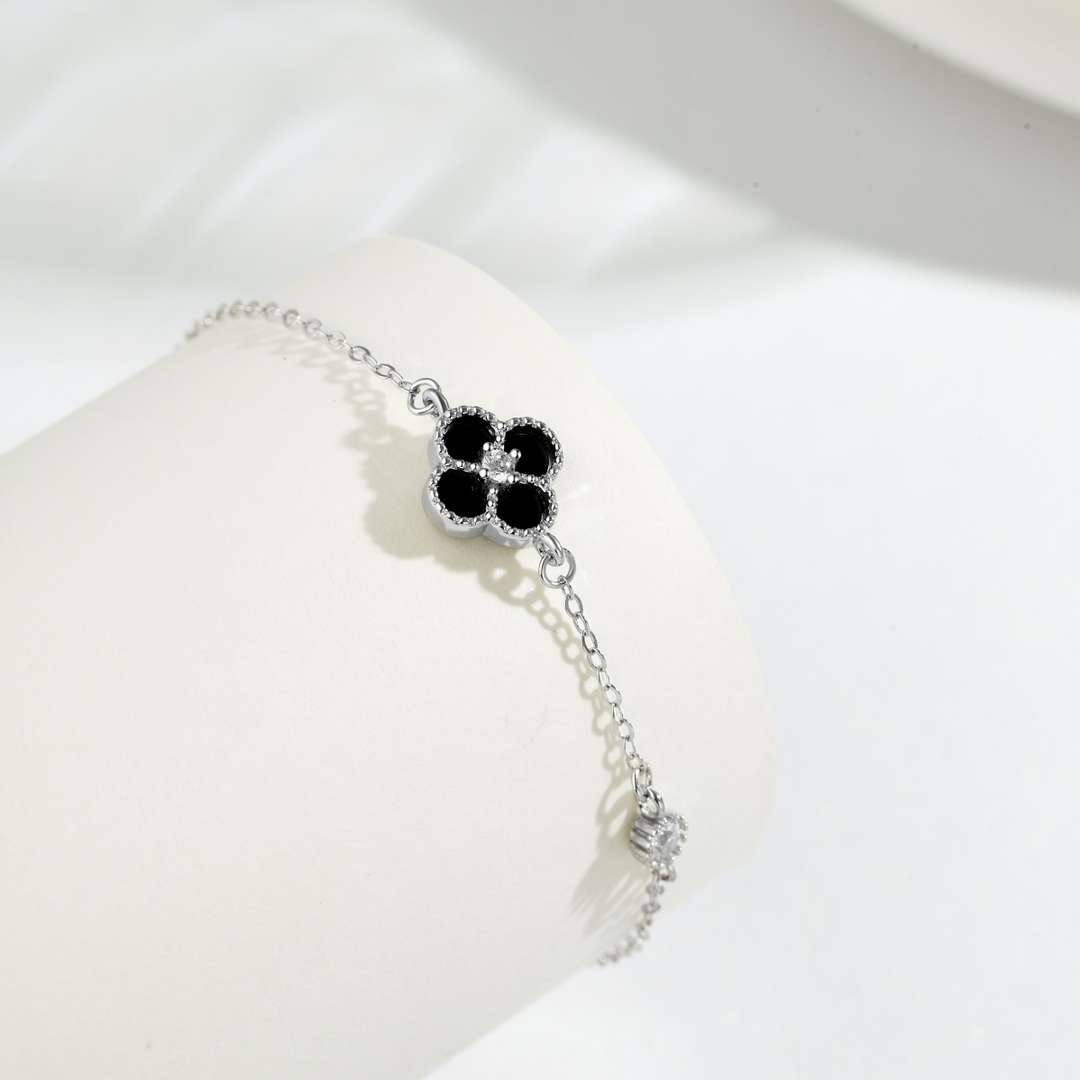 [Raffine] Bracelet délicat trèfle à quatre feuilles