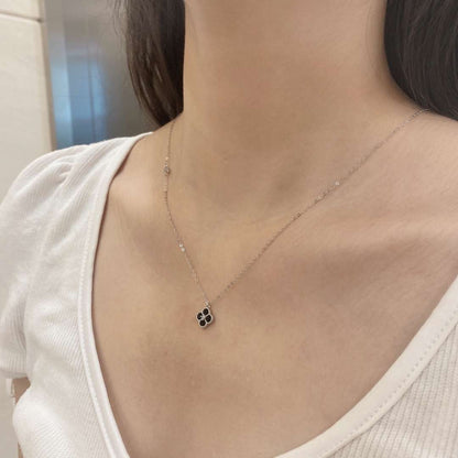 [Raffine]Delicate Flower Shape Necklace