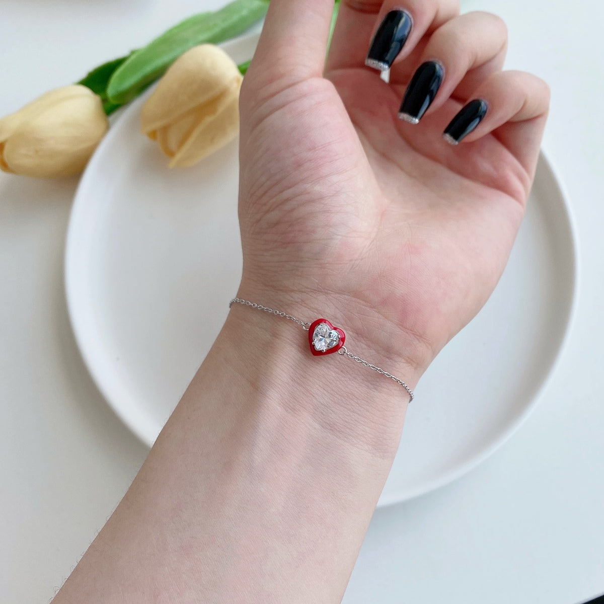[Raffine] Pulsera romántica con forma de corazón brillante para enamorados