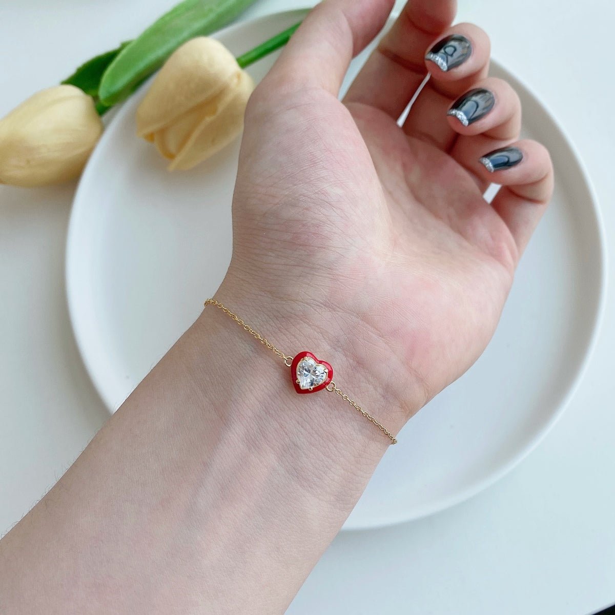 [Raffine] Pulsera romántica con forma de corazón brillante para enamorados