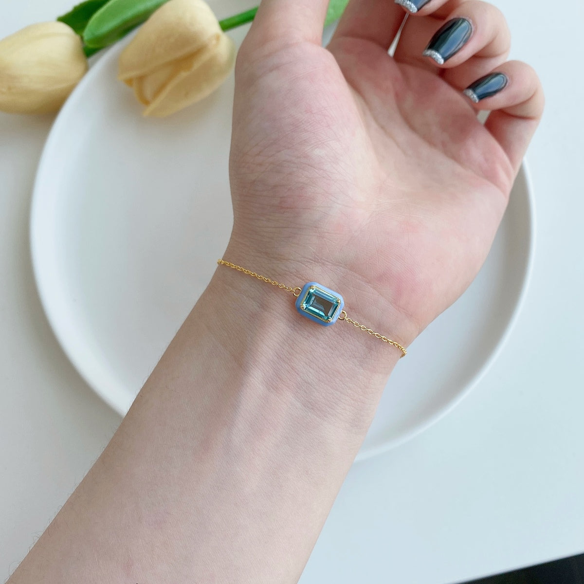 [Raffine] Pulsera diaria de corte esmeralda brillante y colorida de 2.0 quilates