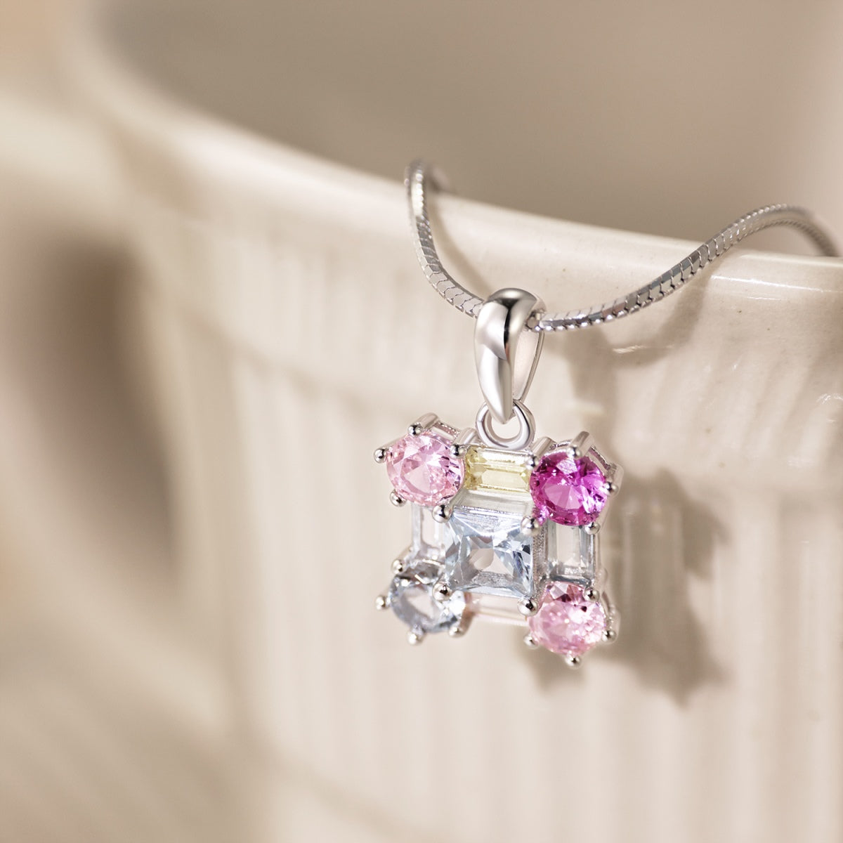 [Raffine]Gorgeous Multi Colorful Necklace