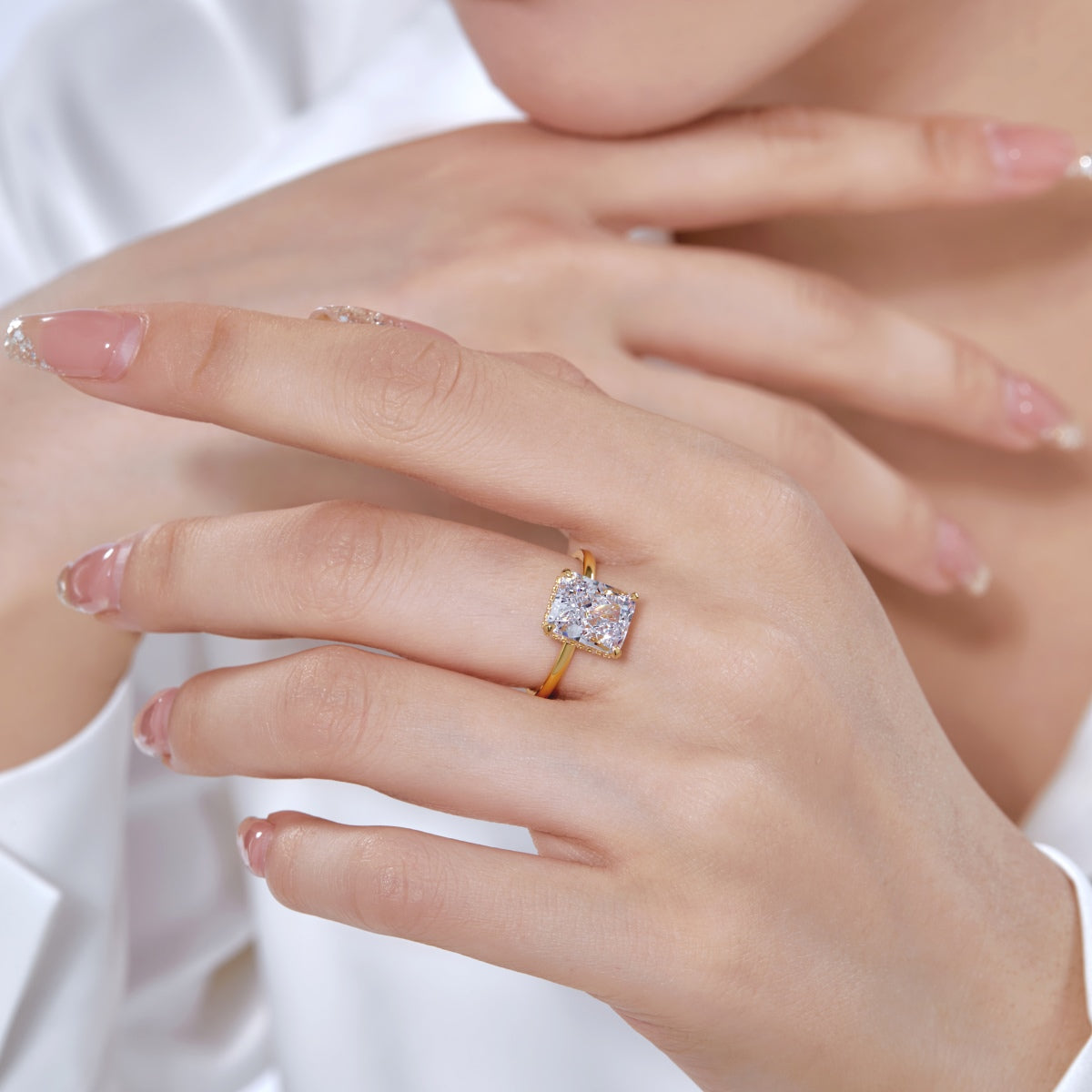 [Raffine] Anillo de banquete de 4,0 quilates con corte radiante y ornamentado