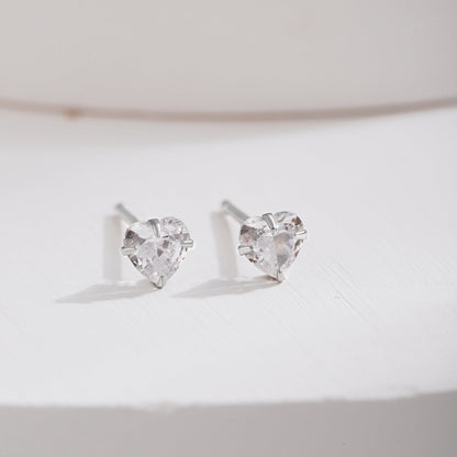 [Raffine]Sparkling Heart Shaped Simple Earrings